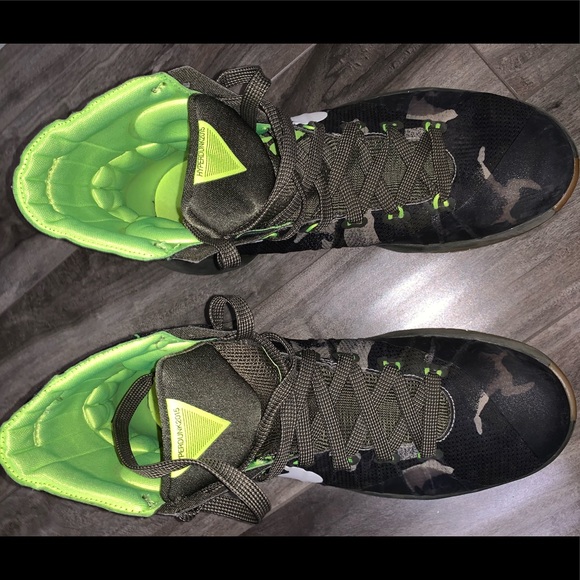 Nike Hyperdunk 2015 (Camo) - Picture 4 of 6